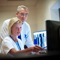 Ressonância Magnética Philips Ingenia Omega - 15