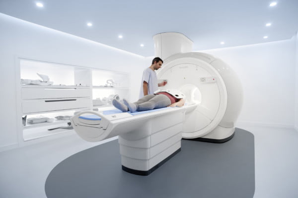 Ressonância Magnética Philips Ingenia Prodiva CS - 10
