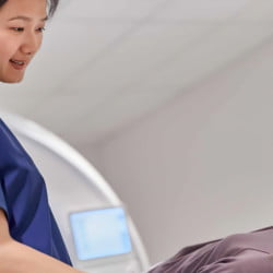 Ressonância Magnética Philips MR 5300 - 18