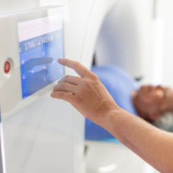 Tomógrafo Philips Incisive CT - 13