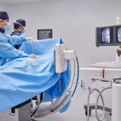 Arco Cirúrgico Philips Zenition 10 - 18