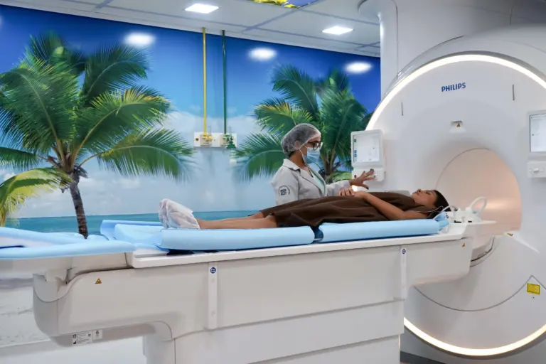 Clinica Trajano Almeida - Ressonancia Magnetica Philips MR5300 [2]